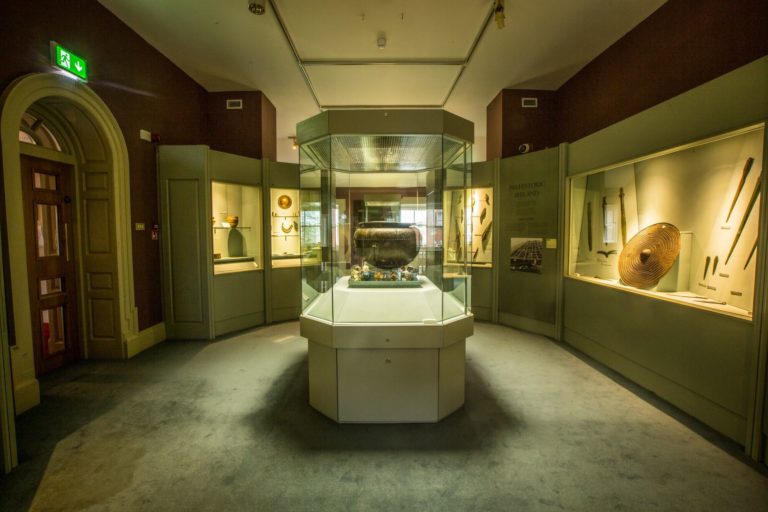 Hunt Museum Prehistoric Ireland-reduced